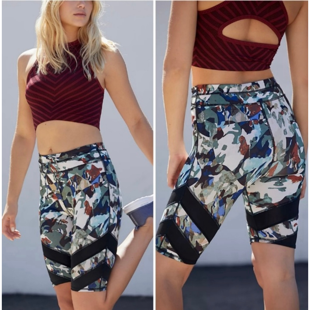 Free People Movement Shorts Women Sz S Green Black Biking Compression Reversible